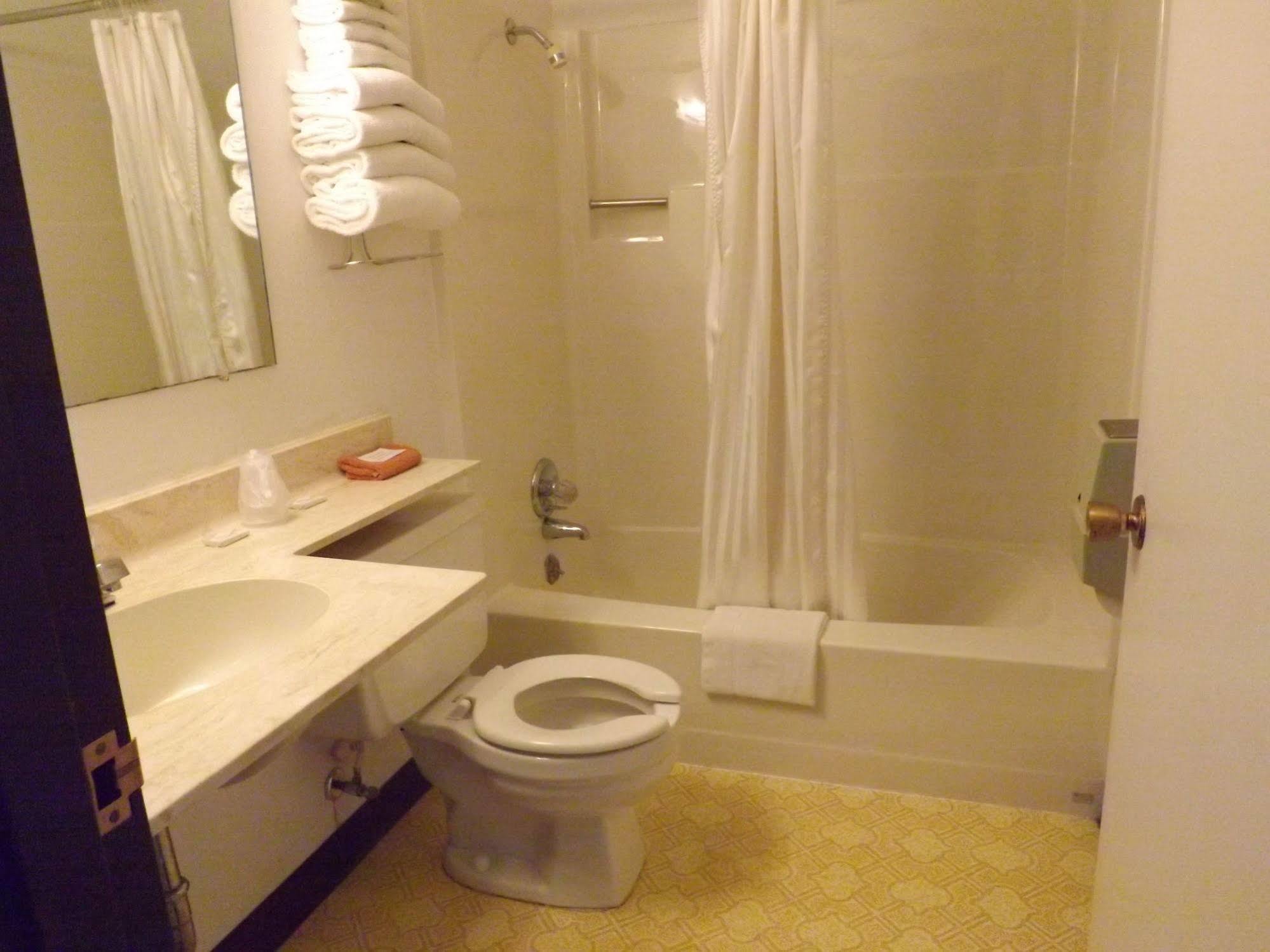 American Inn Express Murdo Luaran gambar